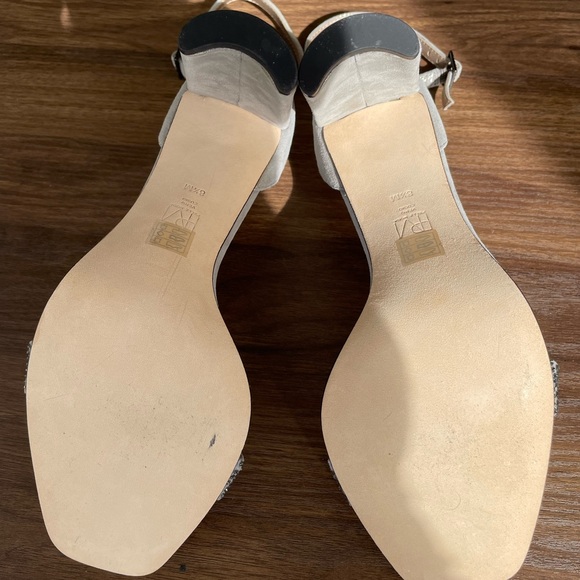 Pelle Moda Ankle Strap Heel- Sz 8.5 - Picture 7 of 9